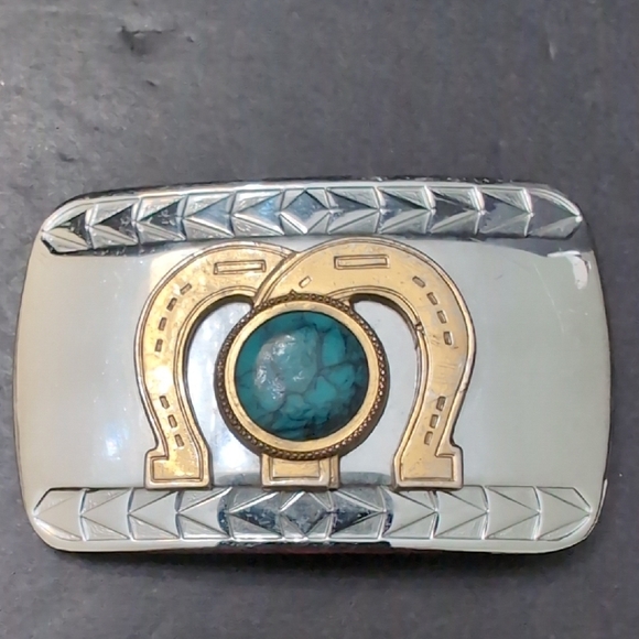 VGT, Double Horseshoe Gold/Silver Toned Metal with Turquoise Stone Belt Buckle. - Picture 1 of 6